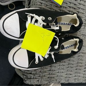 black slip on converse.